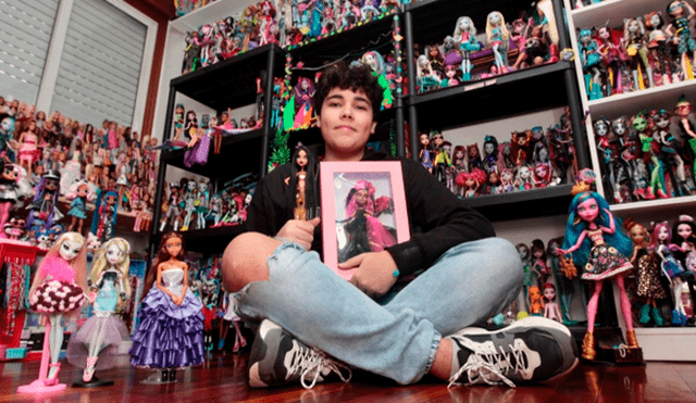 El joven coleccionista de muñecas que venció los prejuicios
