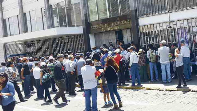 Denuncian estafa en sorteo de auto en Beneficencia de Arequipa