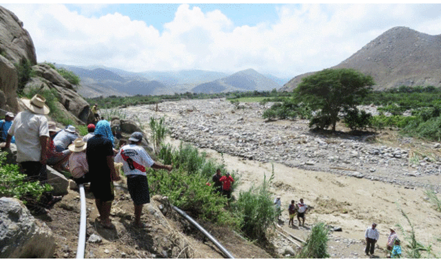 Huaicos en Perú: pobladores de 15 caseríos de Áncash permanecen aislados por los desbordes