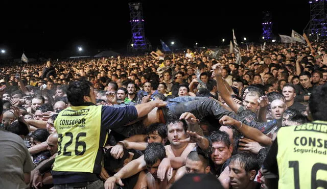 Argentina: Hubo 400 mil personas en concierto que dejó dos muertos