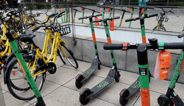 Scooters y bicicletas, la solución de los brasileños para enfrentar el tráfico en Sao Paulo