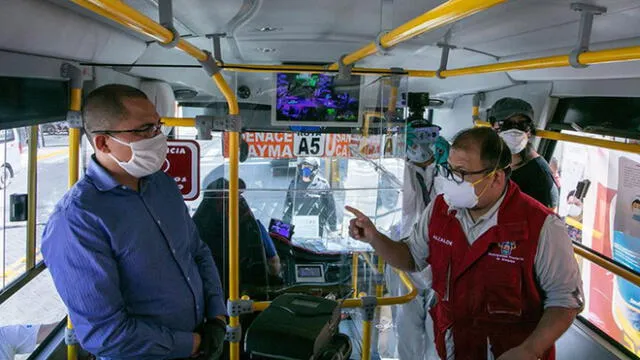 Diez empresas concesionarias del Sistema Integrado de Transportes de Arequipa, presentaron sus buses acondicionados con los implementos de bioseguridad recomendados.