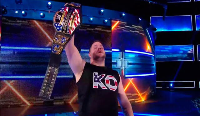WWE: Kevin Owens le arrebató el cinturón a Chris Jericho y lo castigó con una silla