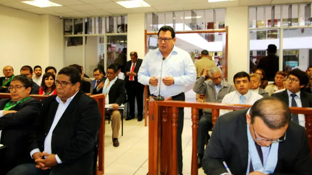 Inician juicio a gobernador Félix Moreno por venta subvaluada de terreno en fundo Oquendo 
