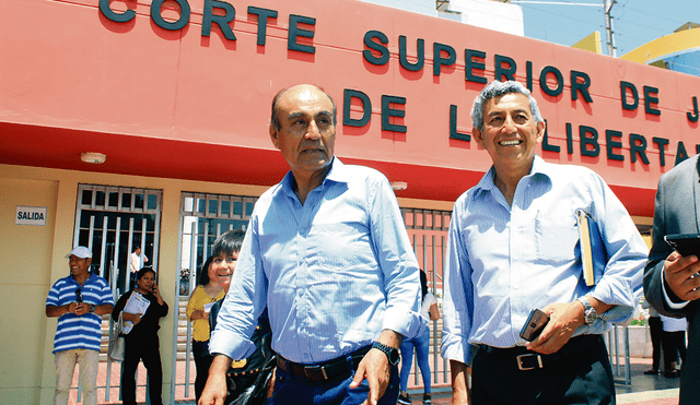 Largo proceso. El alcalde de Trujillo, Daniel Marcelo y su exgerente general, Edilberto Navarro, esperan salir bien librados en Lima.