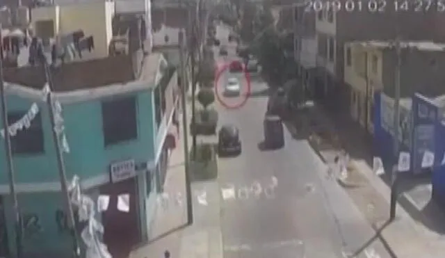Surco: Un muerto y un herido deja balacera en la vía pública [VIDEO]