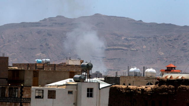 Explosión cerca a colegio deja por lo menos 14 niños muertos y varios heridos en Yemen