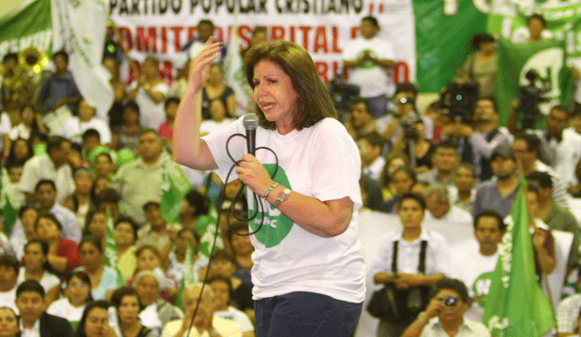Militante del PPC acusa a Lourdes Flores de hacerle daño al partido