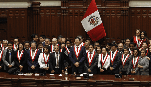 Fujimorismo presenta proyecto para reelegirse como senadores