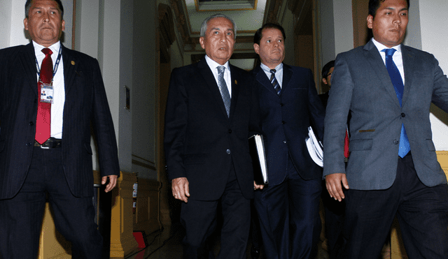 Datum: 83% del país pide renuncia de Pedro Chávarry y fiscales supremos