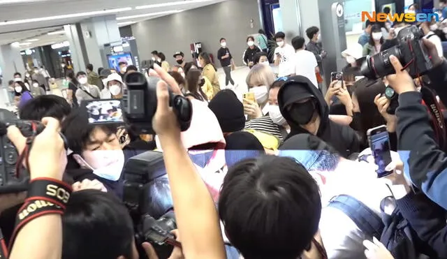 Imágenes de ENHYPEN en medio del caos provocado por los sasaengs en el aeropuerto. Foto: Newsen