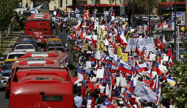 El sábado gran cantidad de personas se manifestaron a favor de la actual Constitución de Chile. Foto: difusión