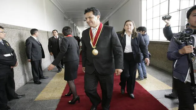 Consejeros desaprueban gestión de gobernador regional de Cusco