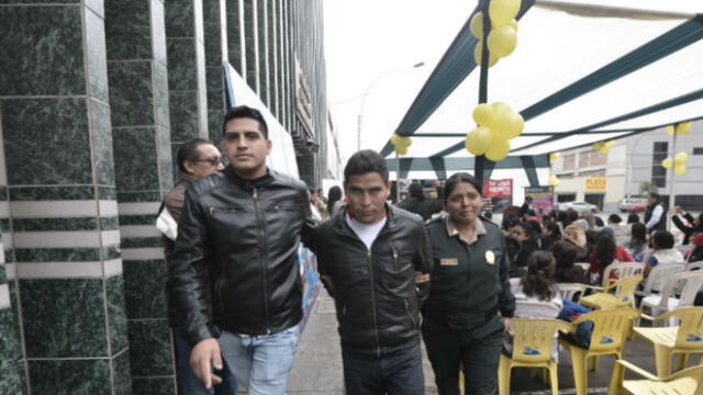 Transeúnte muere por bala perdida tras robo en el Cercado de Lima [VIDEO]