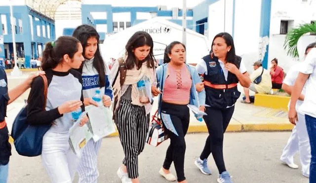 Alumnos llegaron a Perú tras conflicto en Ecuador
