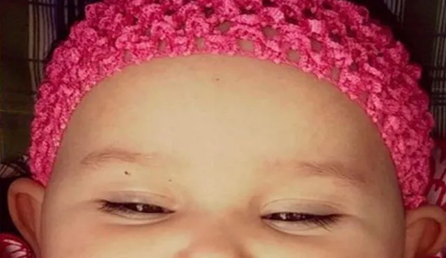 Facebook: indignación por madre que publicó foto de su bebé con un ‘piercing’