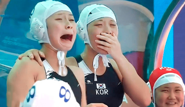 Las integrantes del equipo de waterpolo de Corea del Sur lloraron al anotar su primer gol.