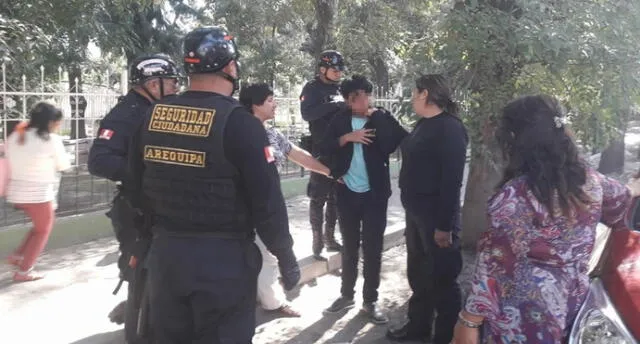 Arequipa: Atrapan a menor que arrebató celulares a dos mujeres