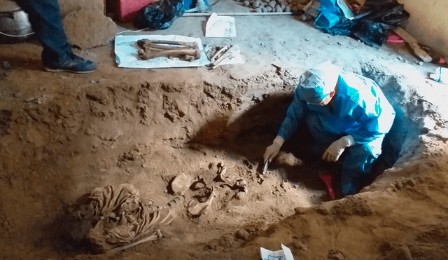 La Libertad: encuentran esqueleto de mujer enterrado en vivienda