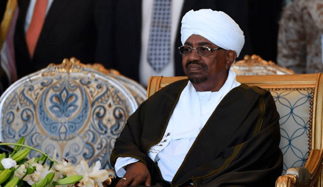 Sudán: Encuentran millones de dólares en casa de expresidente derrocado