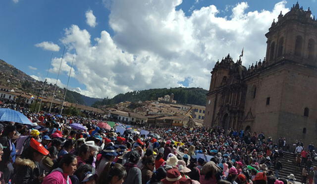 Cusco: Miles de padres de familia se unen a protesta de docentes