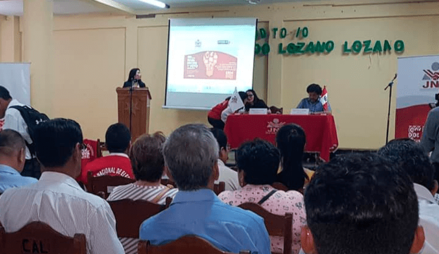 Fundación Gustavo Mohme Llona y el JNE realizaron exitoso foro electoral en Iquitos