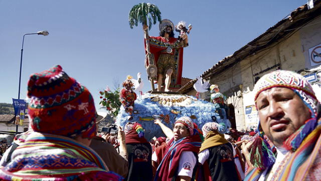 Corpus Christi: reunión de santos y vírgenes en Cusco