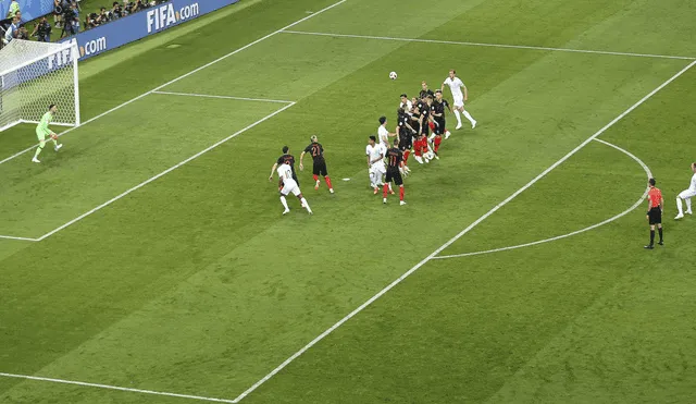 Inglaterra vs Croacia: golazo de tiro libre de Trippier para el 1-0 [VIDEO]