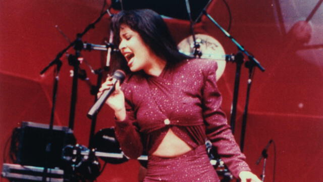 Selena Quintanilla es considerada por la cultura popular como la 'reina del tex-mex'. (Foto: Telemundo)