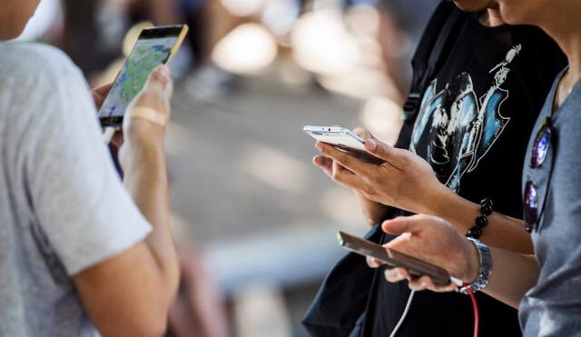 Más de la mitad de latinoamericanos usa el celular para revisar páginas web