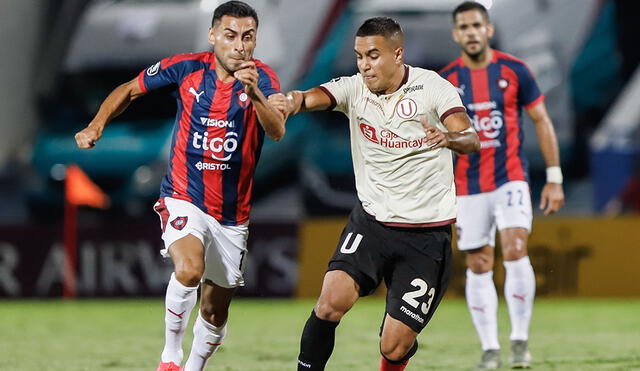 Universitario cayó en Asunción frente a Cerro Porteño y quedó eliminado de la Copa Libertadores 2020. Foto: EFE