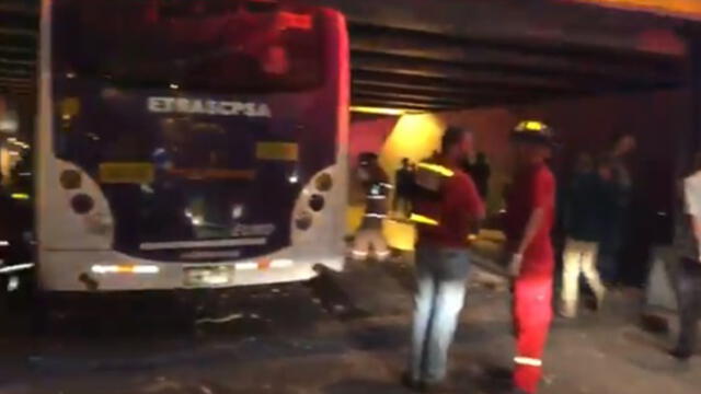 Magdalena: bus impacta en puente de la Av. Brasil y deja más de 20 heridos [VIDEO]