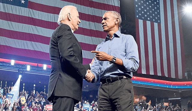 Filadelfia. Barack Obama y el presidente Joe Biden en una manifestación en apoyo del candidato demócrata al Senado.