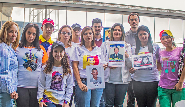 Mujeres venezolanas se pronuncian contra esposas e hijas de funcionarios chavistas