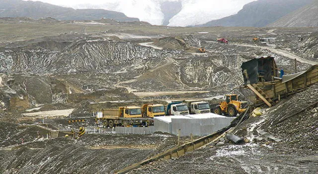 Puno: Identifican a 22 mineros ilegales de Pampa Blanca