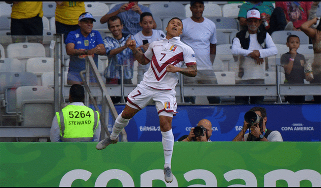 Venezuela vs. Bolivia: Darwin Machís marcó el 1-0 en partido de la Copa América 2019. | Foto: AFP