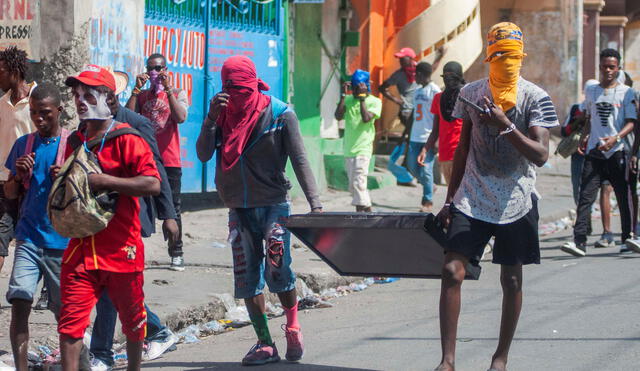 Sigue la tensión en Haití, pese al llamado al diálogo