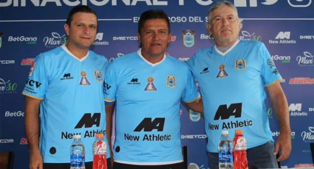 Club Binacional presentó oficialmente a su entrenador Flabio Torres.