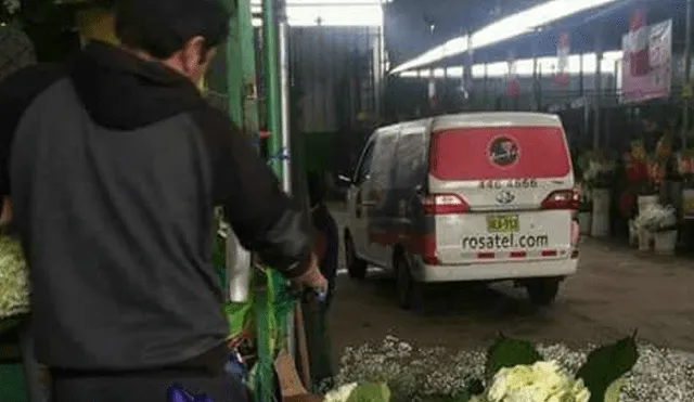 En Facebook, Rosatel aclara foto de uno de sus vehículos en mercado de flores