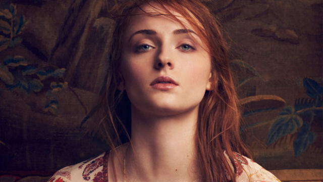 Sophie Turner revela que se besaba con Maisie William en set de Game Of Thrones [VIDEO]