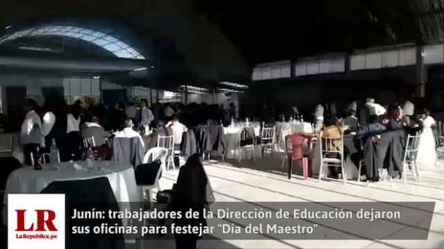 Junín: trabajadores de la Dirección de Educación dejaron sus oficinas para festejar "Día del Maestro" [VIDEO]