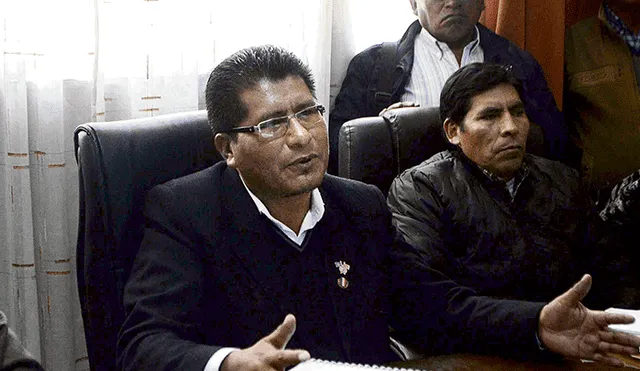 Estrategia. El gobernador regional de Puno aseguró que ha sido sentenciado sin existir ningún medio probatorio en su contra.