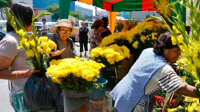 Las flores amarillas sonutilizadas en rituales para recibir el Año Nuevo. Foto: Andina