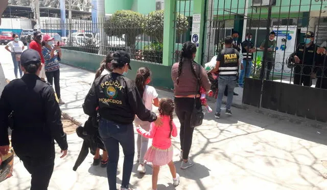Menores y adultos fueron llevados a la Divincri de Chiclayo para las investigaciones. Foto: Policía Nacional