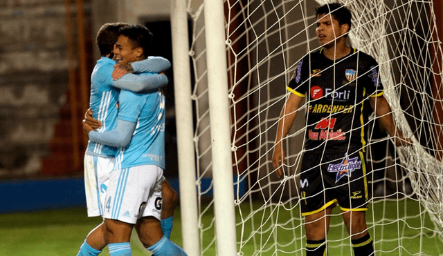 ¡Máquina 'celeste'! Sporting Cristal aplastó 8-0 a Sport Rosario por Clausura 2018 [RESUMEN]