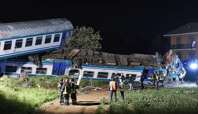 Tren choca con camión y mueren dos personas en Italia