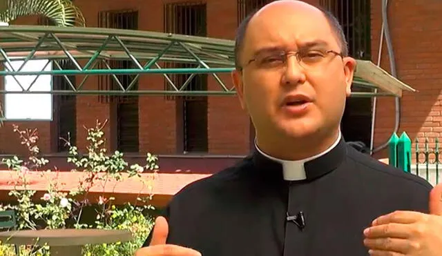 El religioso Honegger Molina también transmite las misas a través de Instagram, Twitter y YouTube para los feligreses que se encuentren en otros países. Foto: Globovisión