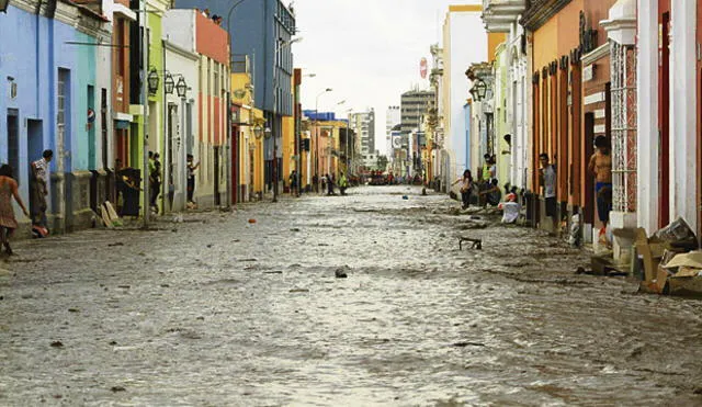 Huaicos en el Perú: encuentran restos óseos en las calles tras desborde de quebrada San Ildefonso | VIDEO