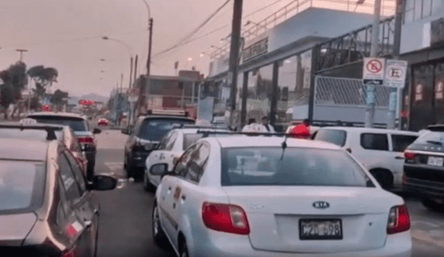 Colectivos cobran S/150 de Ica a Lima y viceversa tras bloqueo de Panamericana Sur. VIDEO: Exitosa