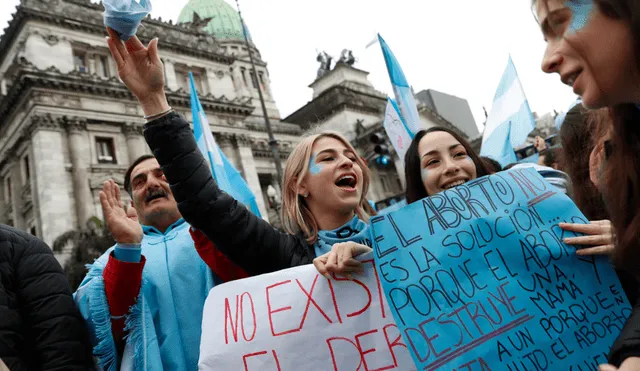 Argentina: el senado votó contra proyecto de ley para despenalizar el aborto
